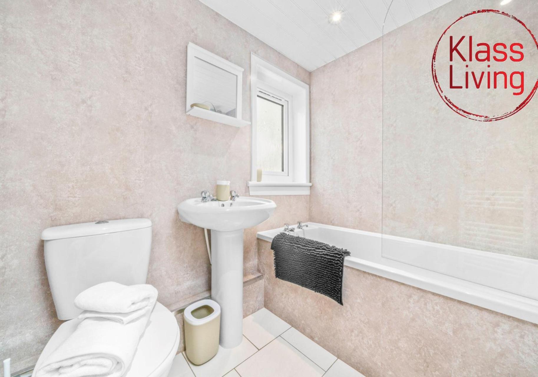West End House By Klass Living Bellshill Εξωτερικό φωτογραφία